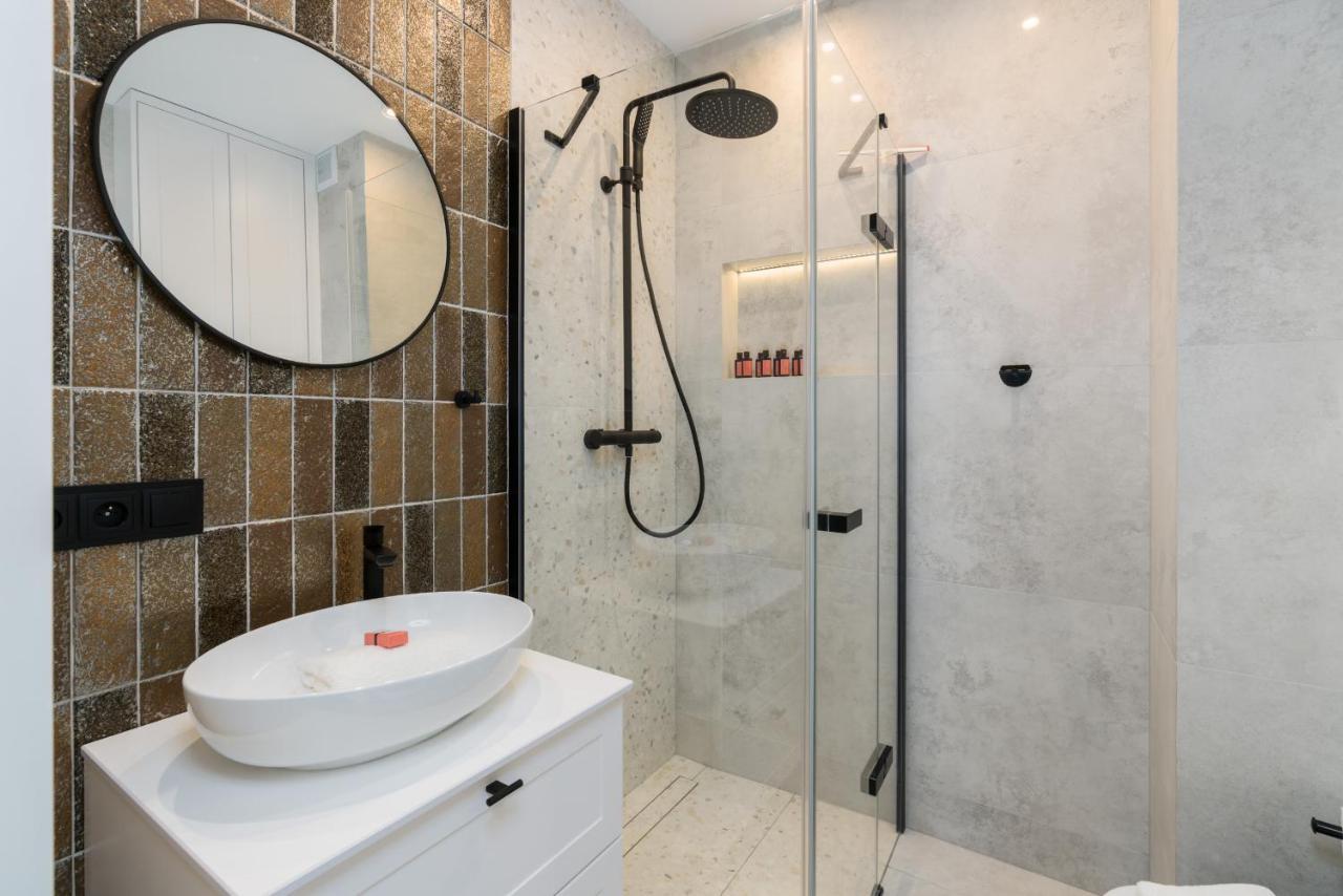 Niedzialkowskiego 25 Apartments Stary Browar City Center By Renters Prestige Poznan Exterior photo