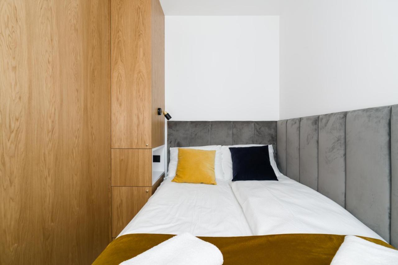 Niedzialkowskiego 25 Apartments Stary Browar City Center By Renters Prestige Poznan Exterior photo